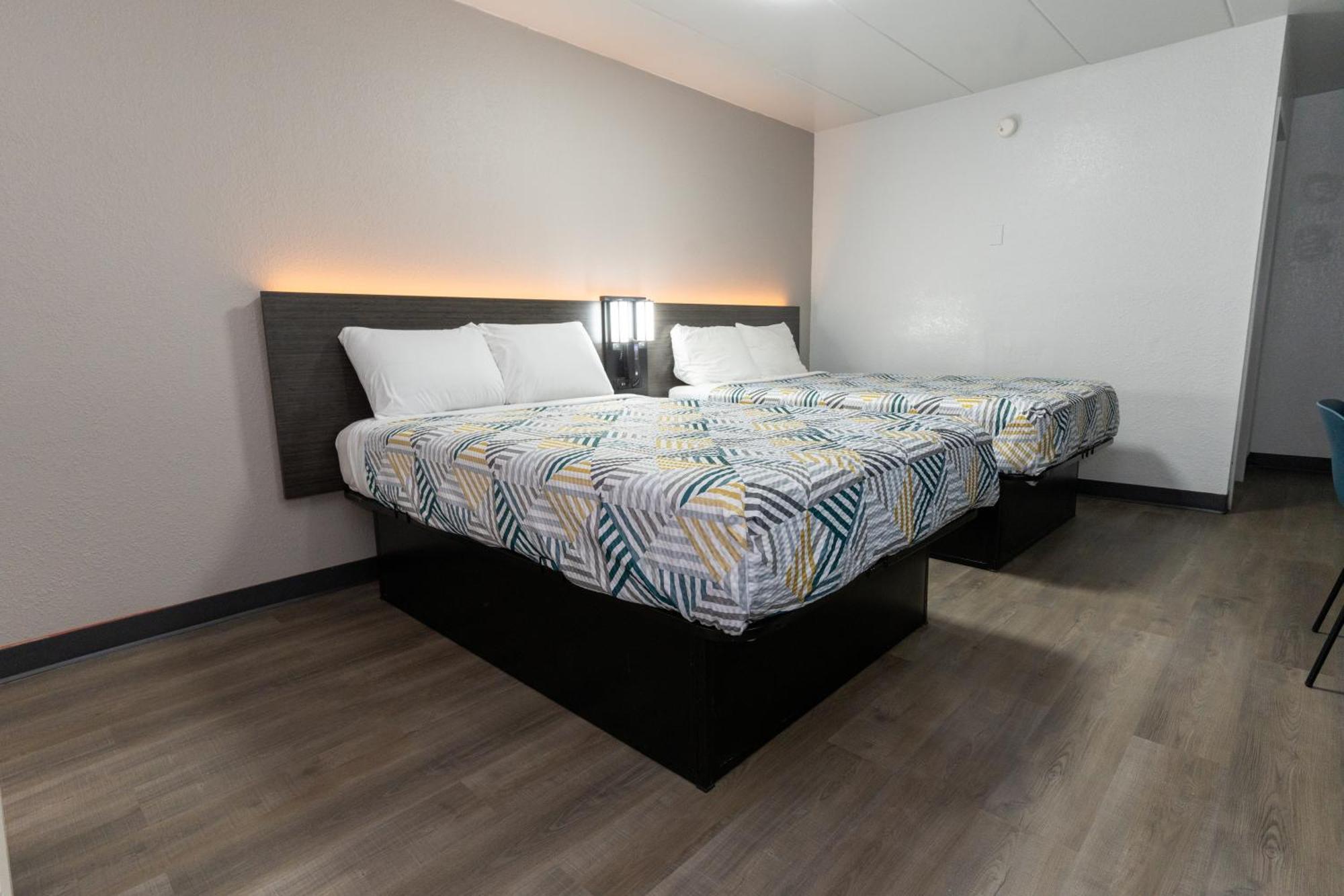 Motel 6-Cincinnati, Oh Шаронвилл Экстерьер фото