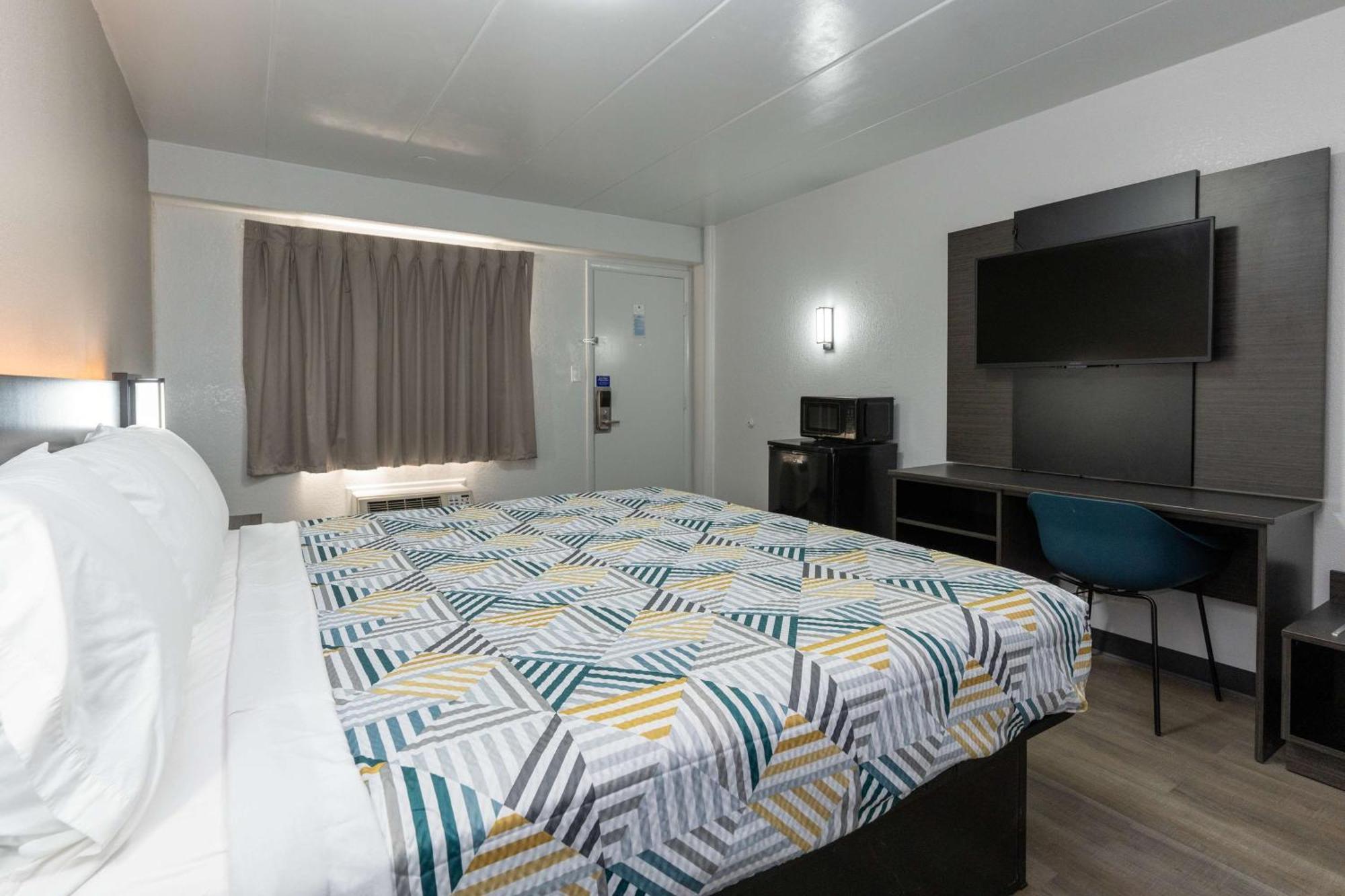 Motel 6-Cincinnati, Oh Шаронвилл Экстерьер фото