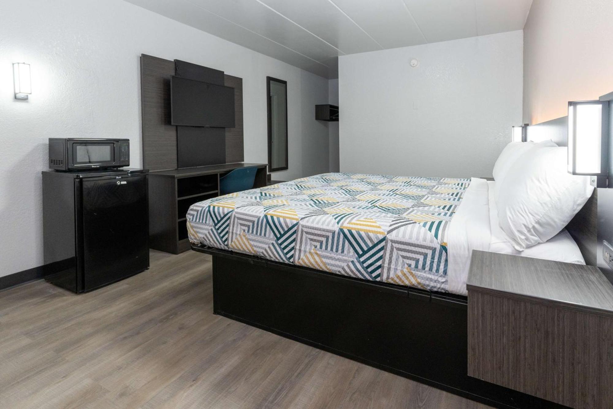 Motel 6-Cincinnati, Oh Шаронвилл Экстерьер фото